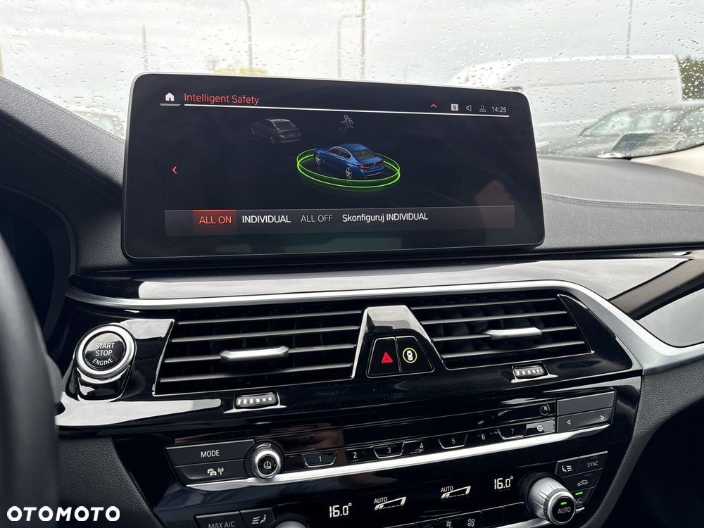 BMW Seria 5 - 29