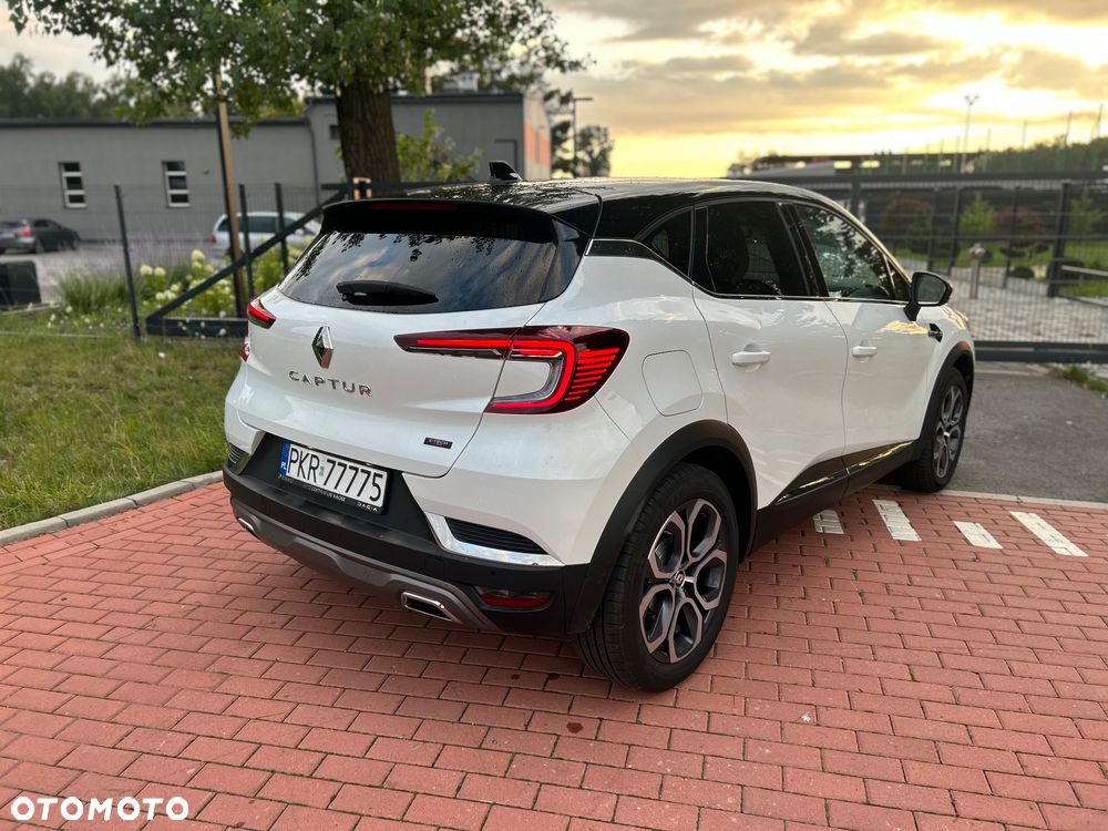 Renault Captur TCe Mild Hybrid 140 GPF TECHNO - 4
