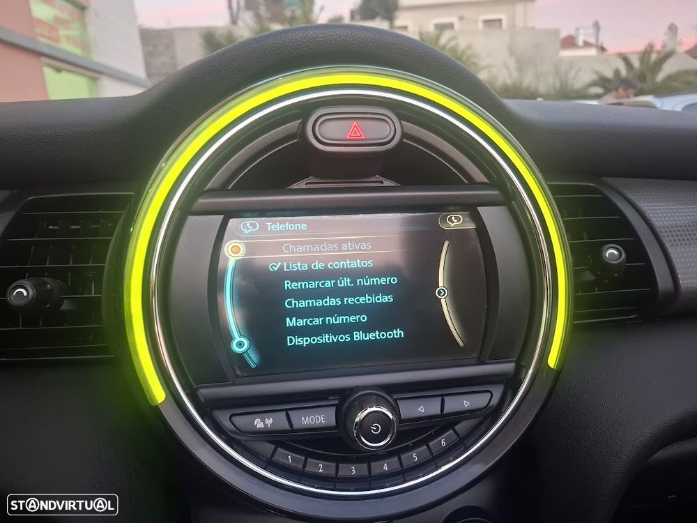 MINI Cabrio Cooper Essential - 25