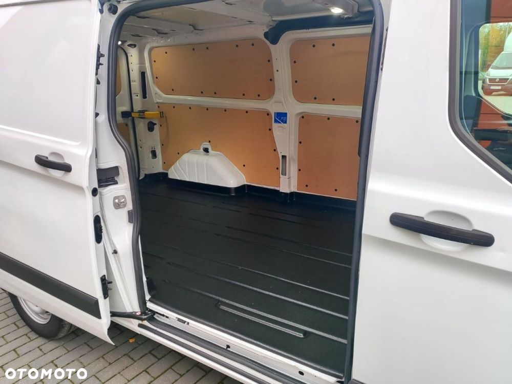 Ford Transit Custom - 23