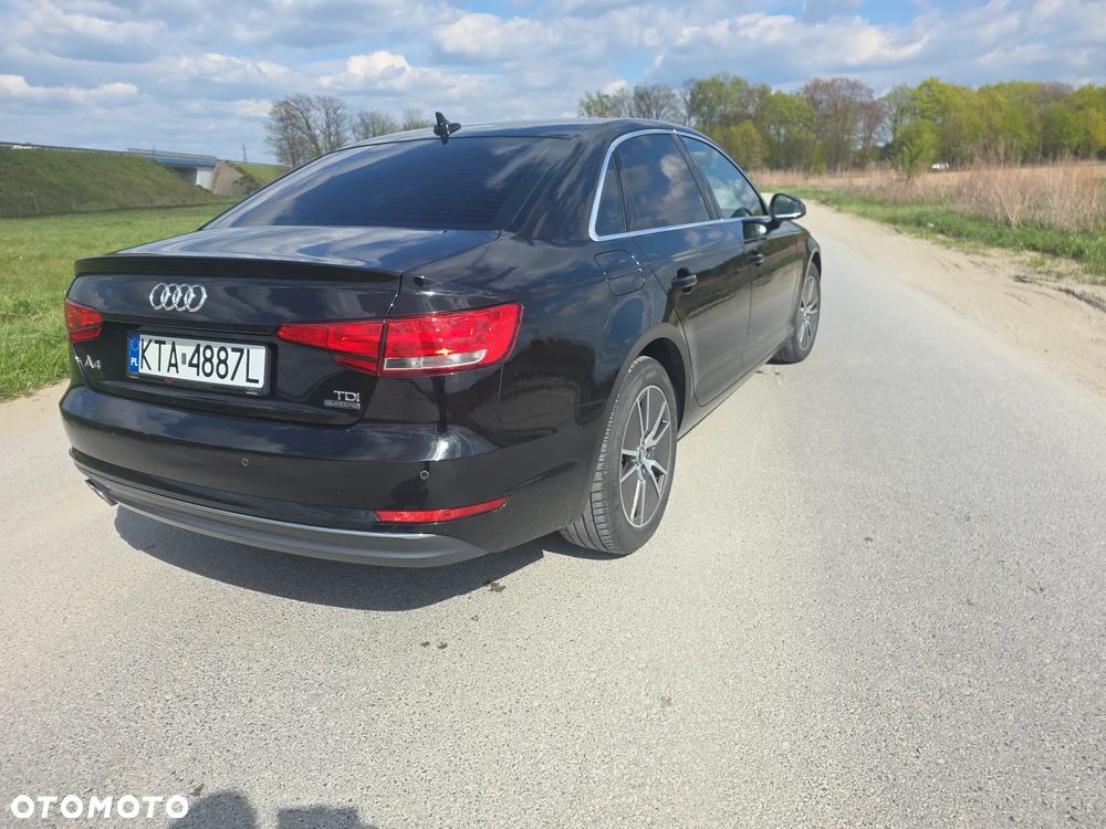 Audi A4 Limousine 2.0 TDI S tronic quattro design - 22