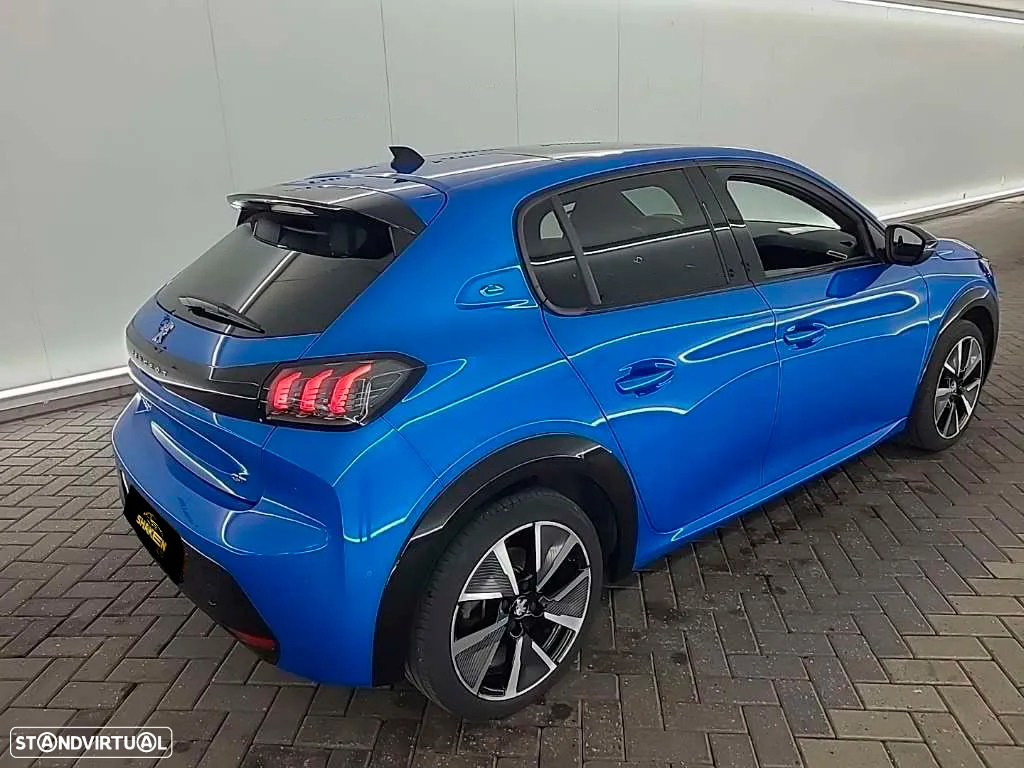 Peugeot e-208 50 kWh GT - 4