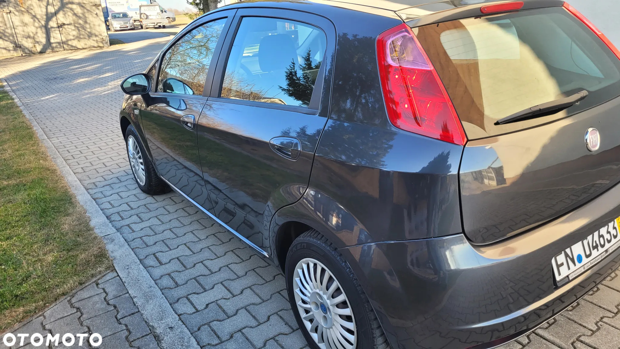 Fiat Grande Punto - 23
