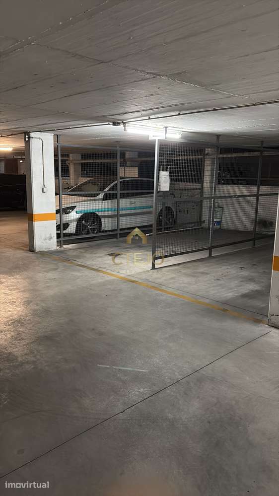 Lugar de Parqueamento - Bobadela - Grande imagem: 2/6