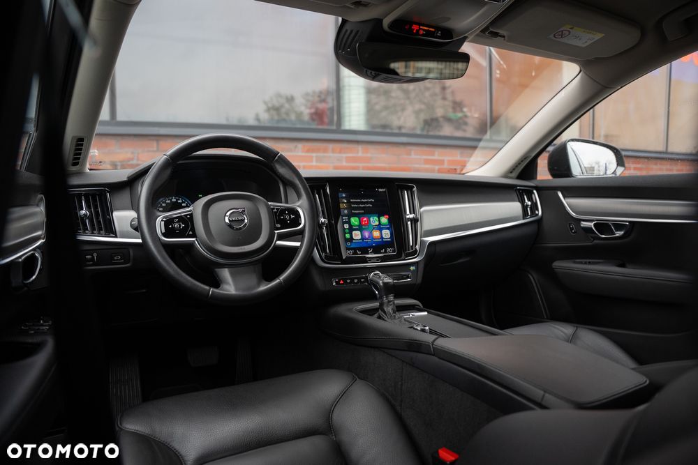 Volvo V90 D3 Geartronic Momentum Pro - 27