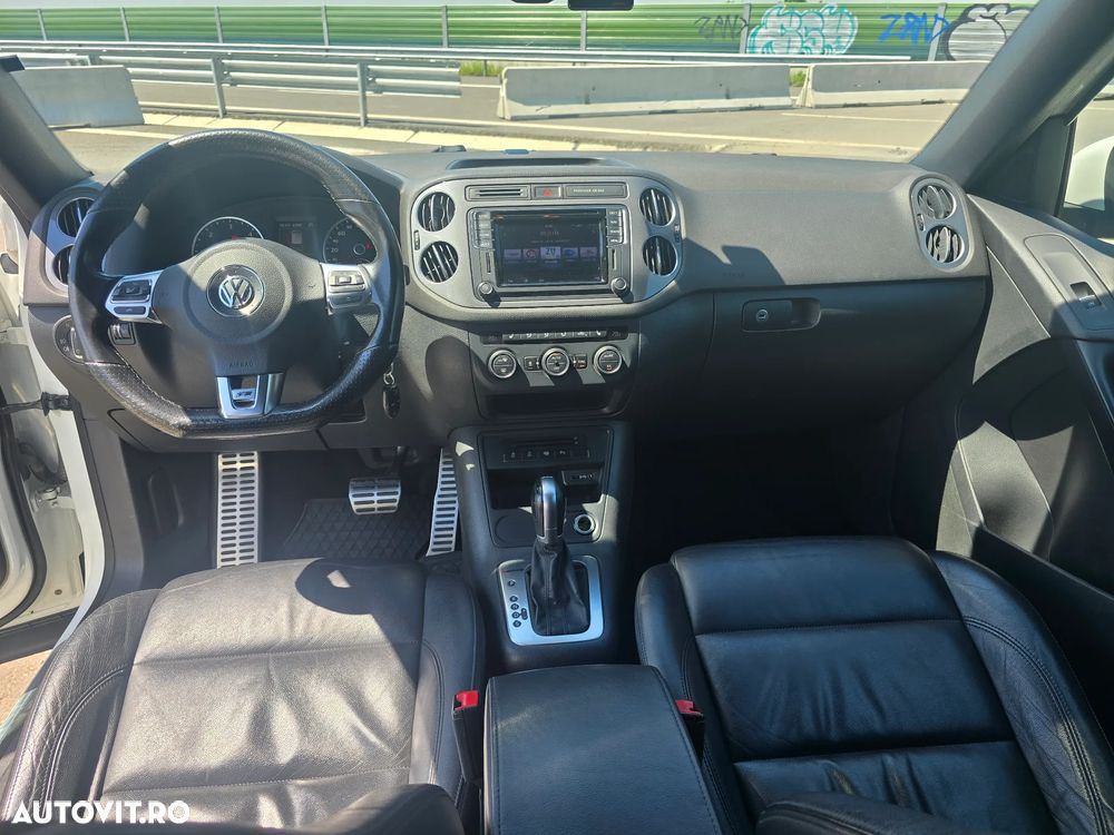 Volkswagen Tiguan - 9