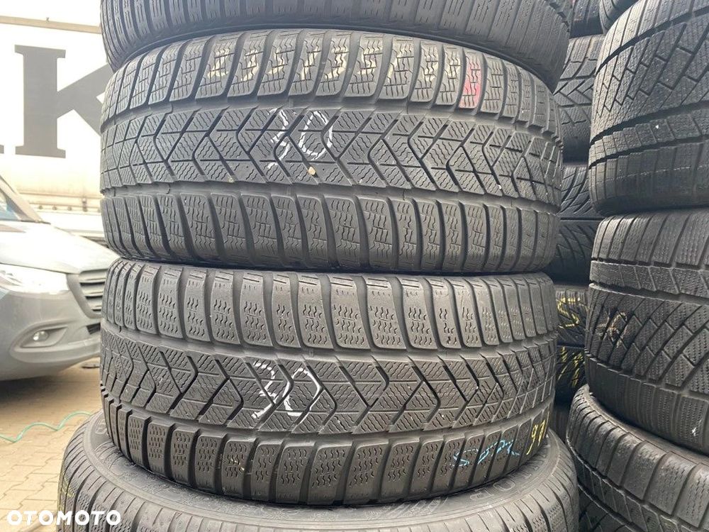 235/35r20 Pirelli SottoZero 3_5,5mm_2szt_(30) - 2