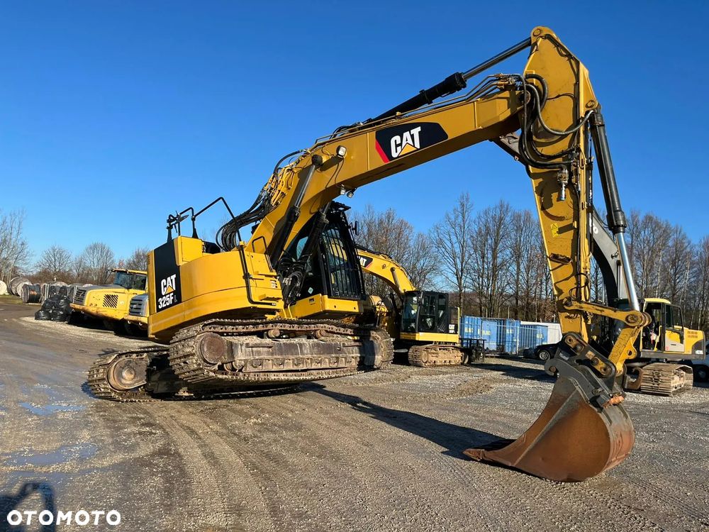 Caterpillar 325FLCR - 32