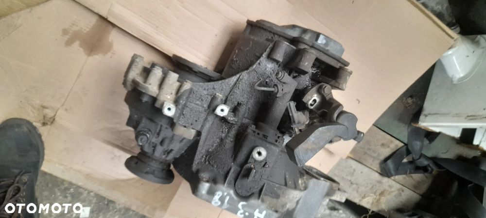 AUDI A3 8L skrzynia biegów  CZM - 3