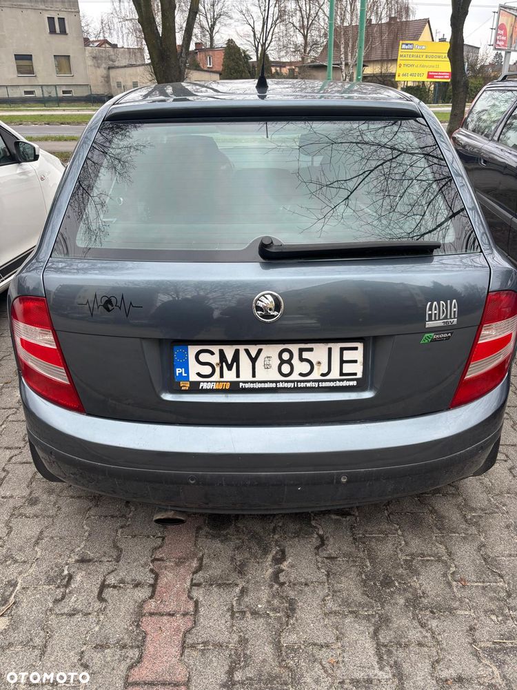 Skoda Fabia 1.4 16V Ambiente - 3