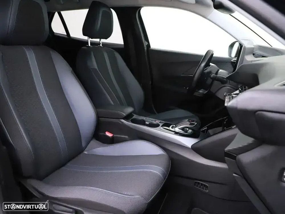 Peugeot e-2008 50 kWh Allure - 22