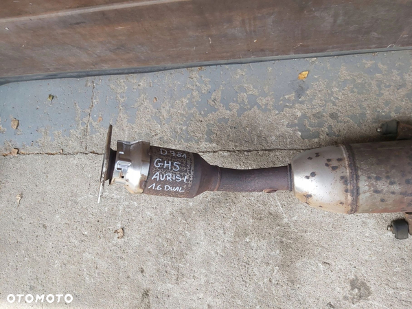 Toyota Auris I 1,6 dual vvti katalizator tłumik środkowy GH5