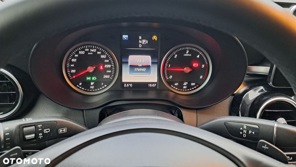 Mercedes-Benz Klasa C 220 CDI DPF Automatik Avantgarde - 9