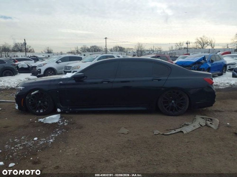 BMW Seria 7 - 6
