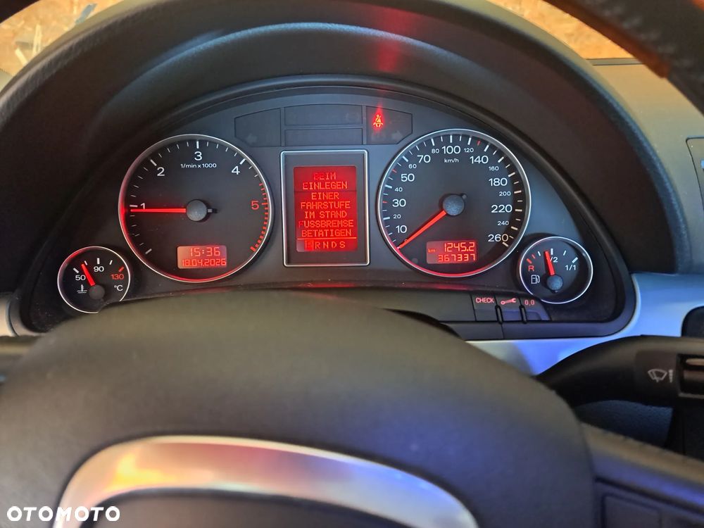 Audi A4 Limousine - 6