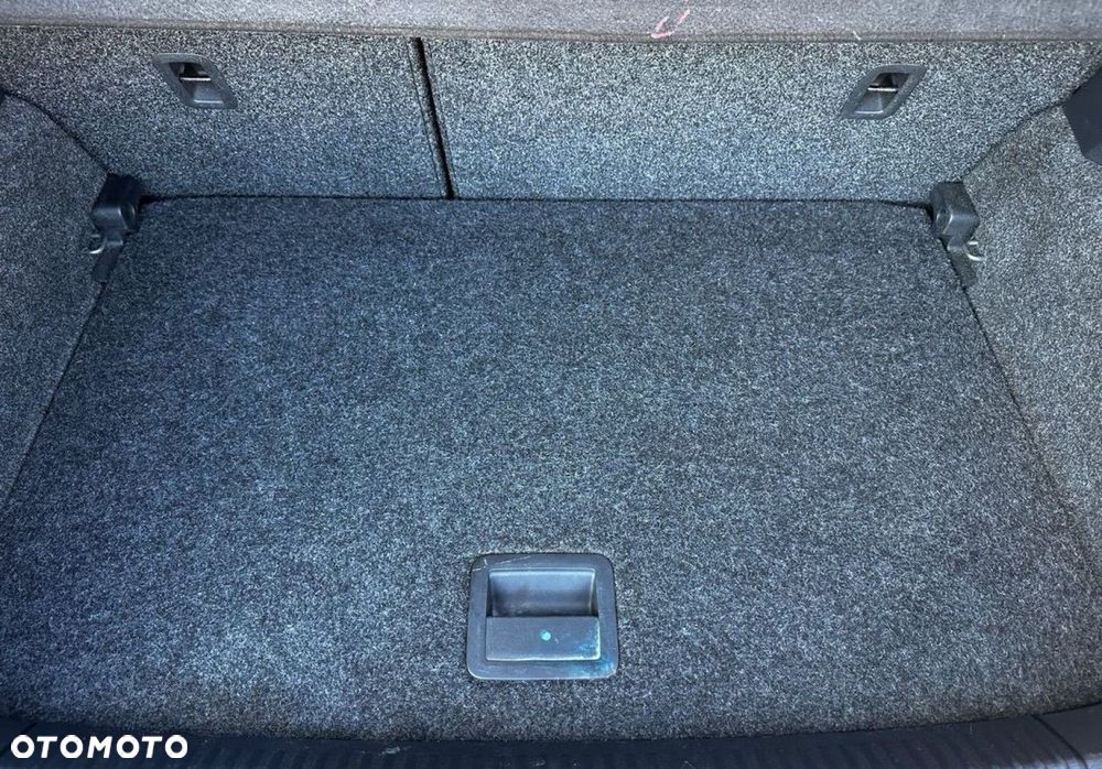 Volkswagen Polo - 26