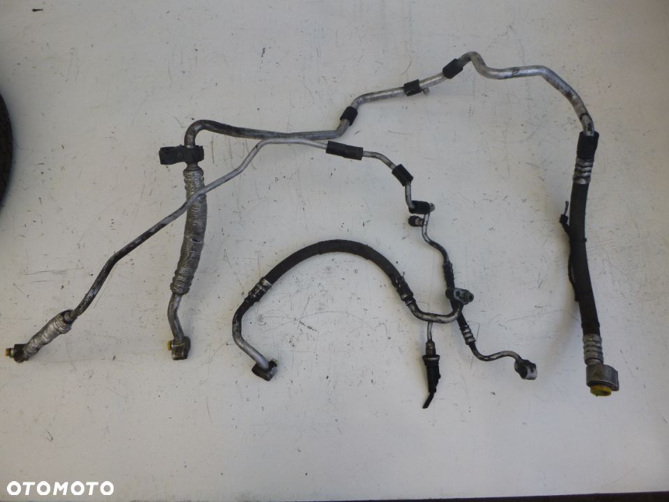 Audi A3 8P 1,9 TDI przewody klimatyzacji - 1