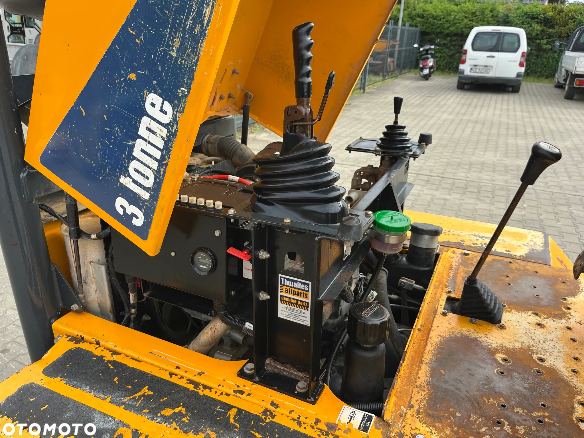 Thwaites Mach 573 3 Tonne - 15