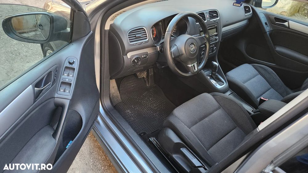 Volkswagen Golf 1.4 TSI Comfortline DSG - 12