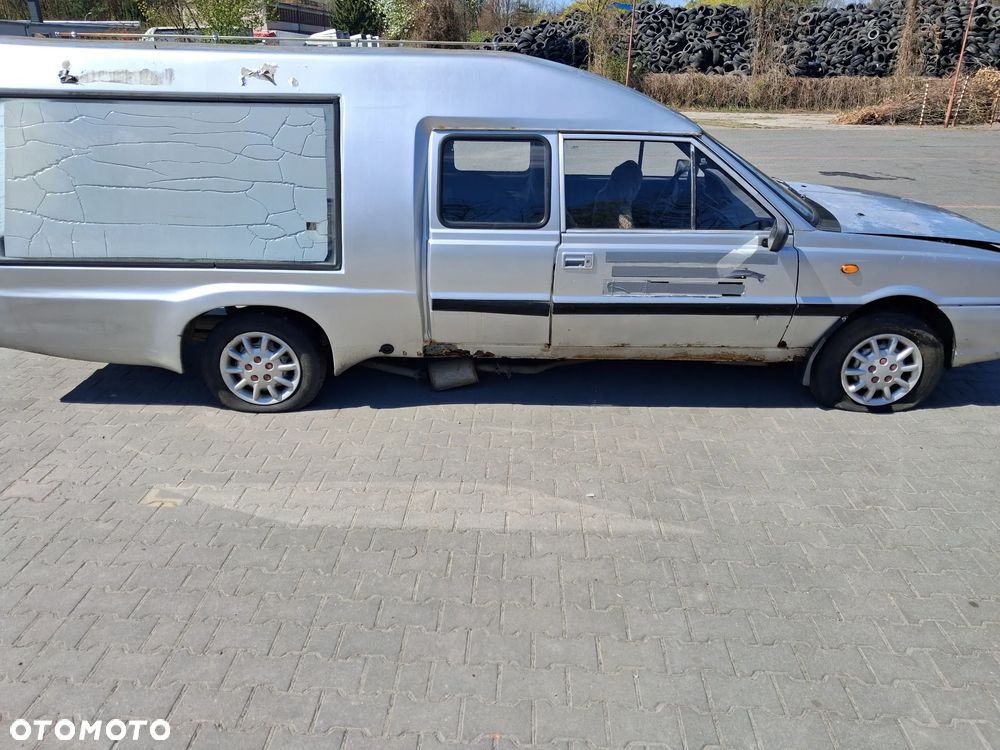 Polonez Caro Bella karawan carawan silnik 1.6 GLI - 7
