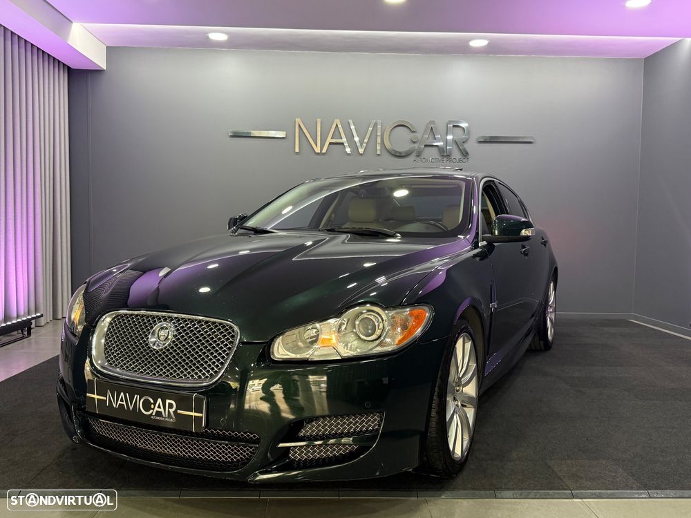 Jaguar XF 2.7 V6 Premium Luxury - 2