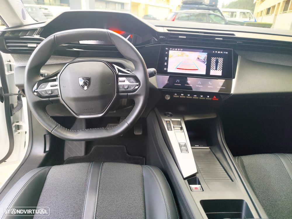 Peugeot 308 SW BlueHDi 130 EAT8 Allure - 13