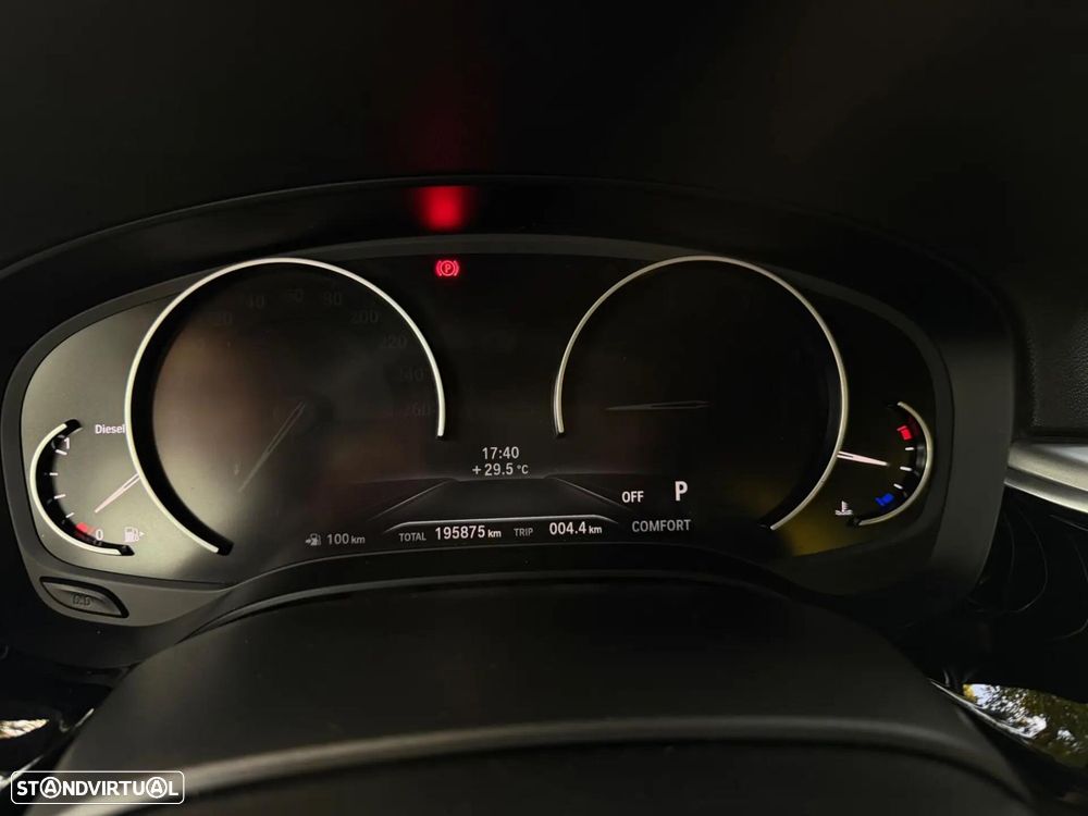 BMW 520 d Auto - 32