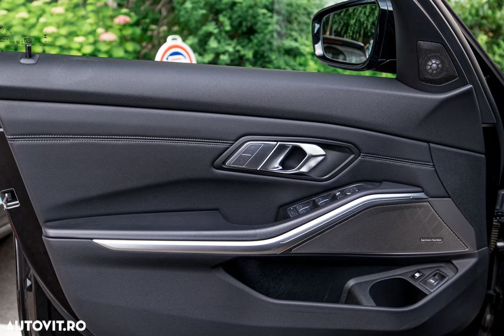 BMW Seria 3 320e xDrive Aut. Sport Line - 12