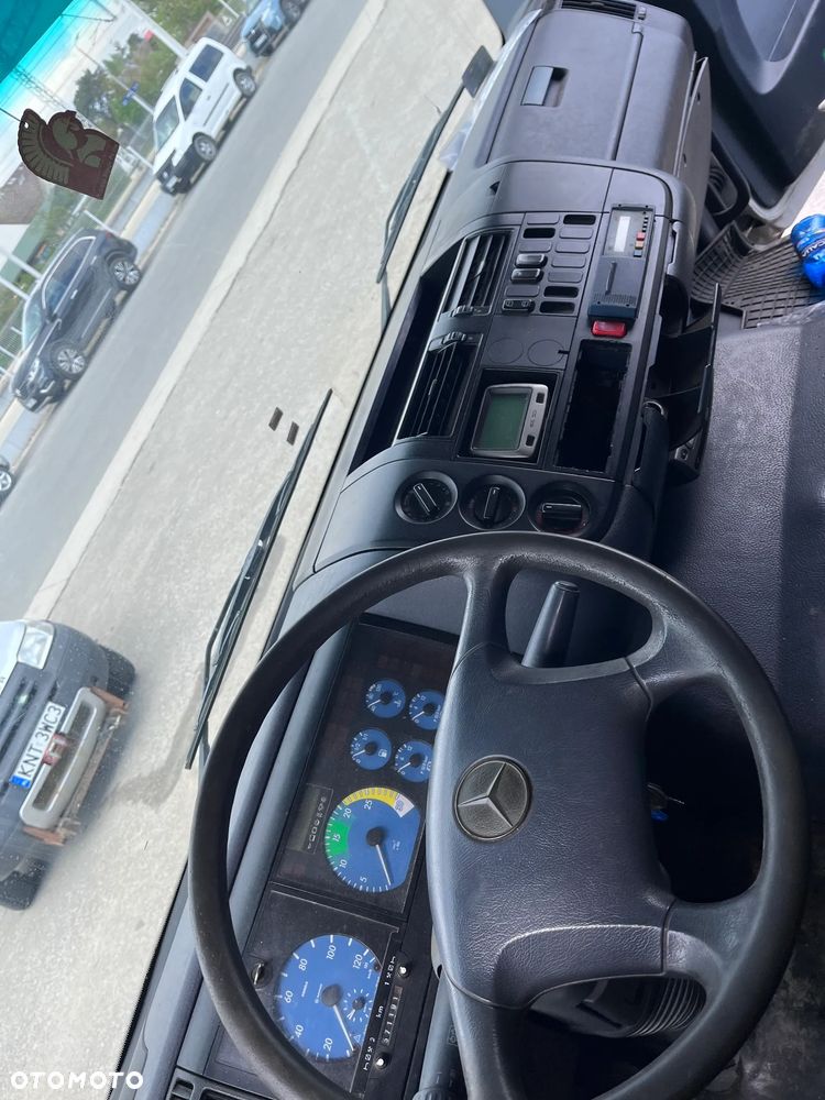 Mercedes-Benz ATEGO 1223 - 11