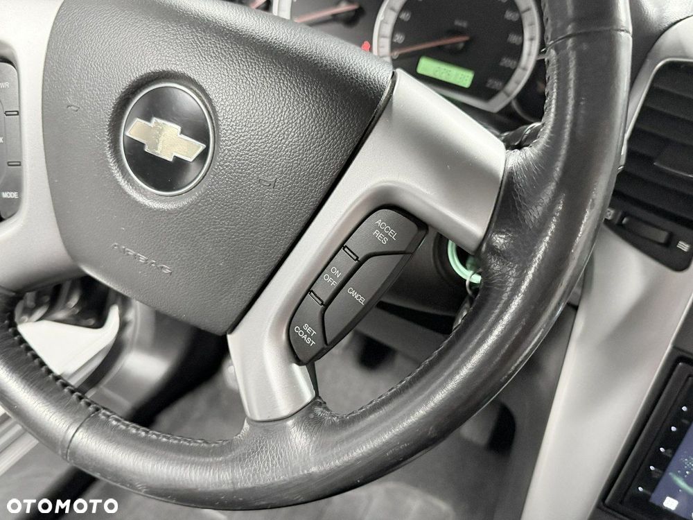Chevrolet Captiva - 31