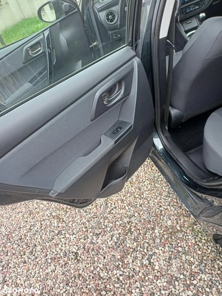 Toyota Auris 1.6 D-4D Comfort - 15
