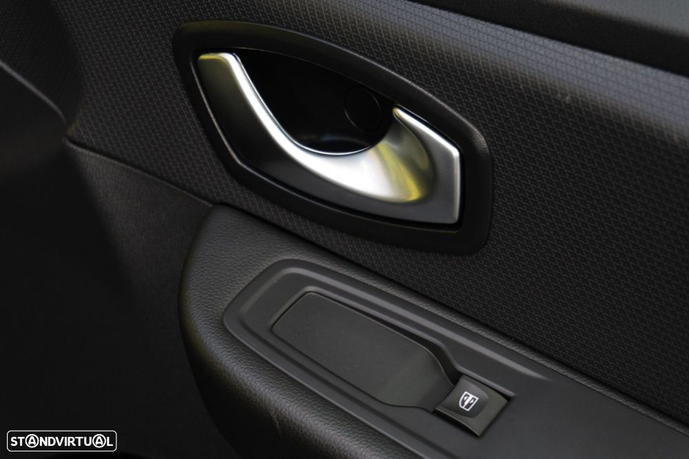 Renault Clio 0.9 TCe Limited Edition - 31