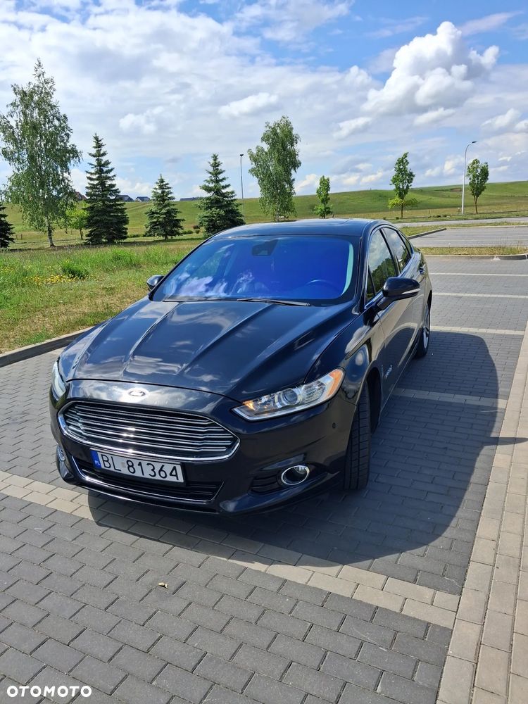 Ford Fusion - 12
