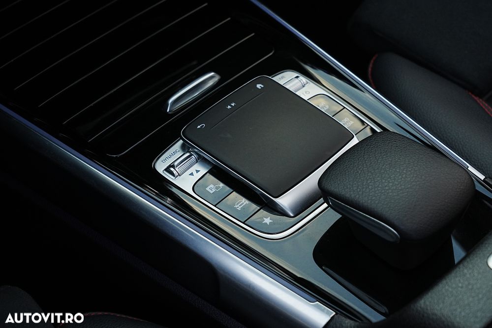 Mercedes-Benz GLB 220 d 4Matic 8G-DCT AMG Line - 27