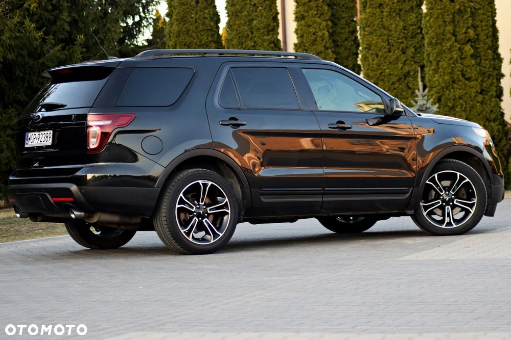 Ford Explorer - 12