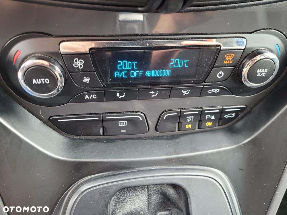 Ford Kuga 2.0 TDCi 4WD Titanium - 18