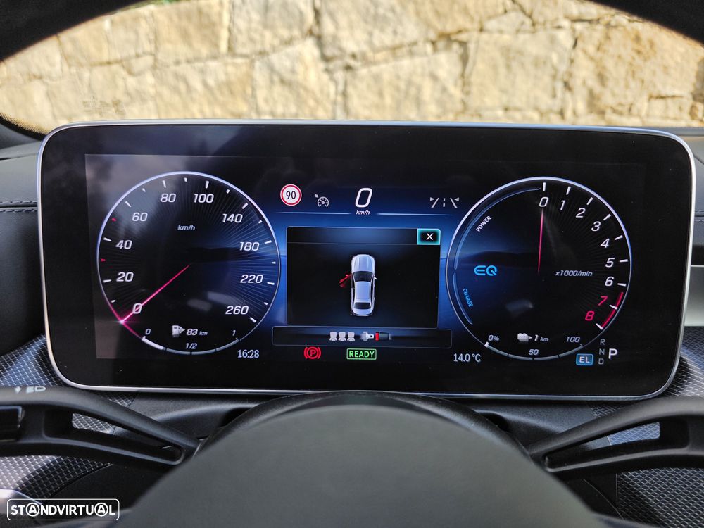 Mercedes-Benz C 300 e T 9G-TRONIC AMG Line - 27