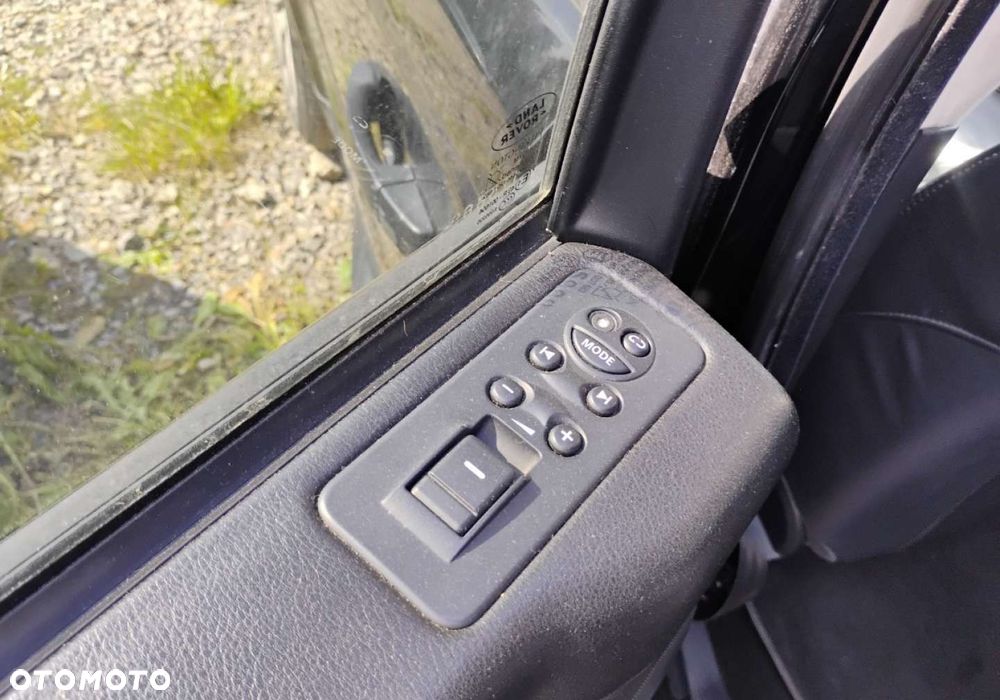 Land Rover Range Rover - 11