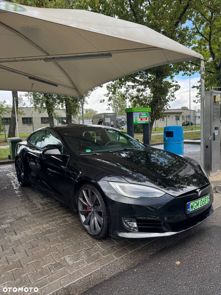 Tesla Model S Standard Reichweite - 5