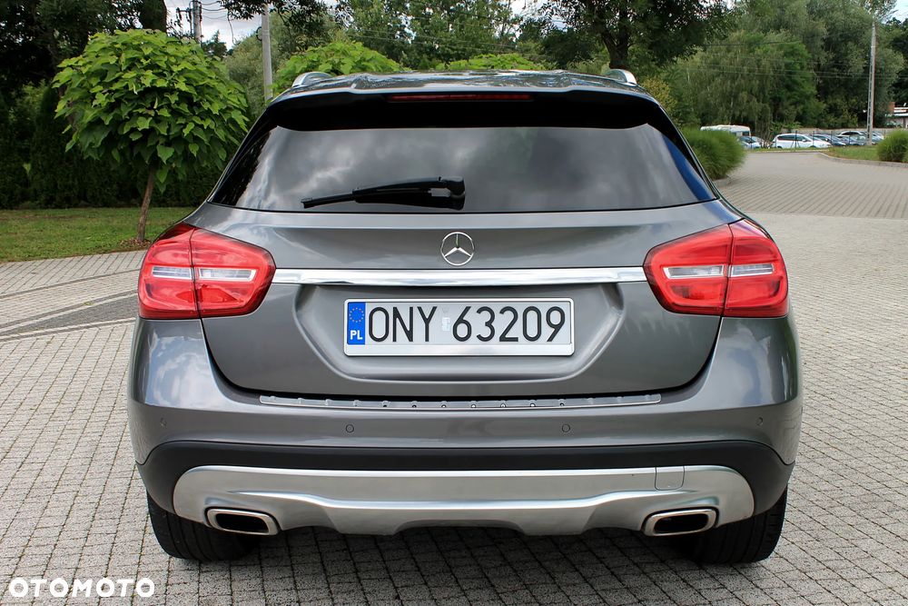 Mercedes-Benz GLA 200 (CDI) d 7G-DCT Urban - 30