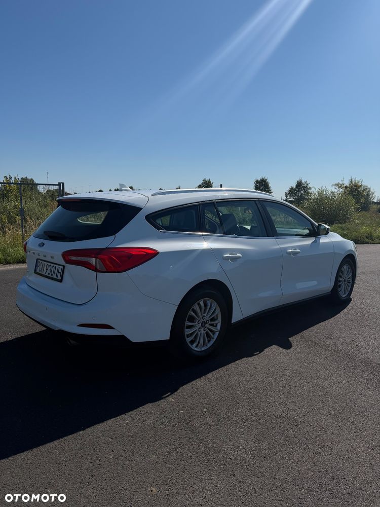 Ford Focus 1.0 EcoBoost Titanium Business - 5