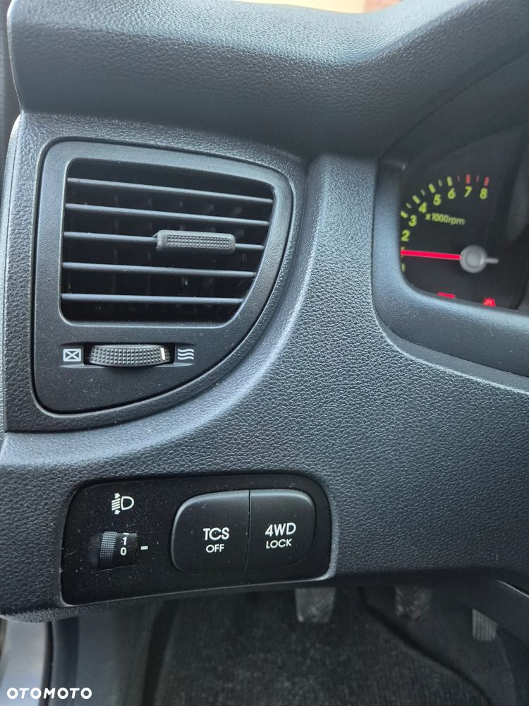 Kia Sportage 2.0 4WD Champ - 19