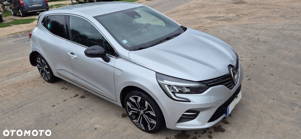 Renault Clio - 1