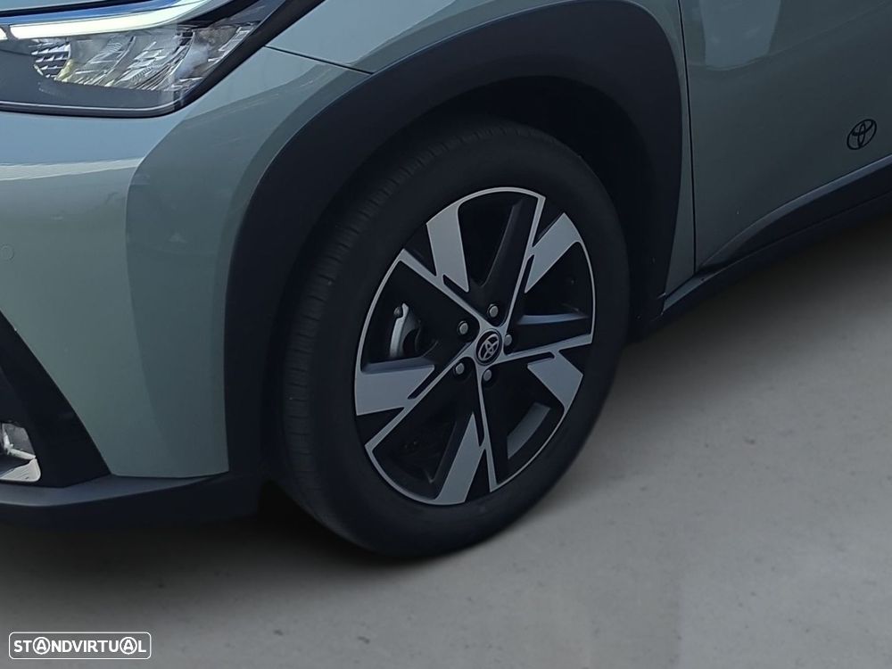 Toyota Aygo X 1.5 Hybrid Envy - 2
