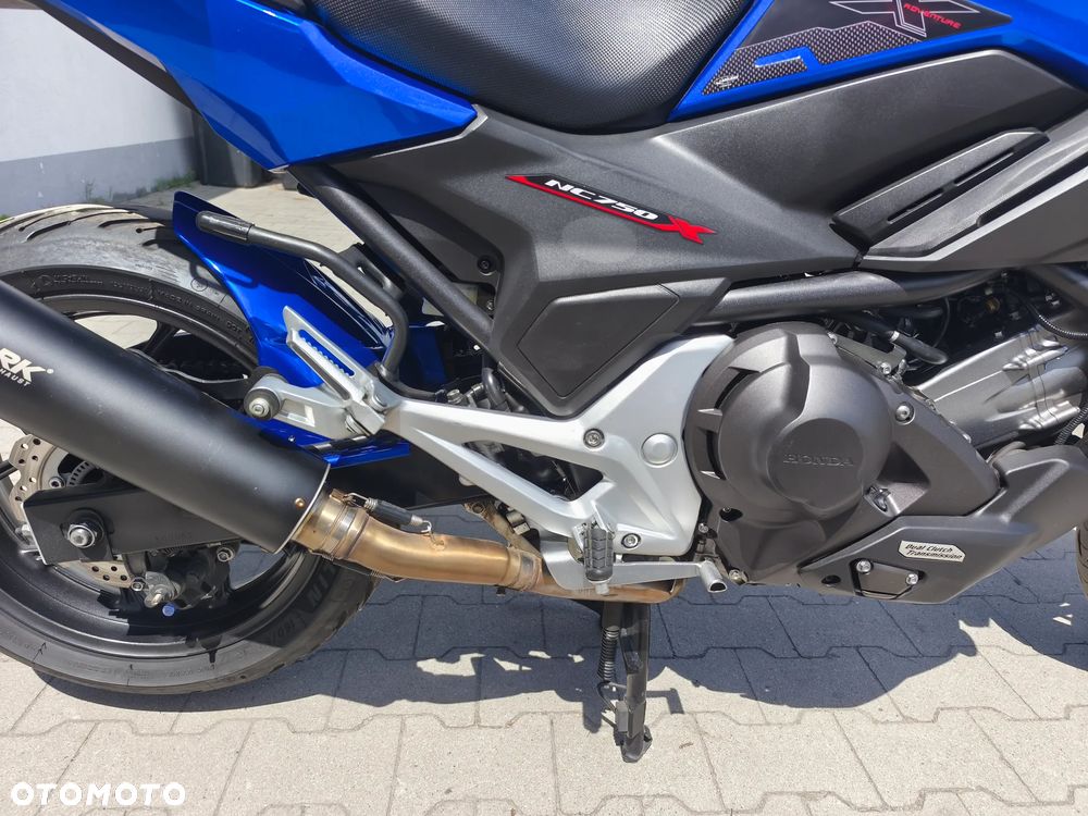 Honda NC - 23
