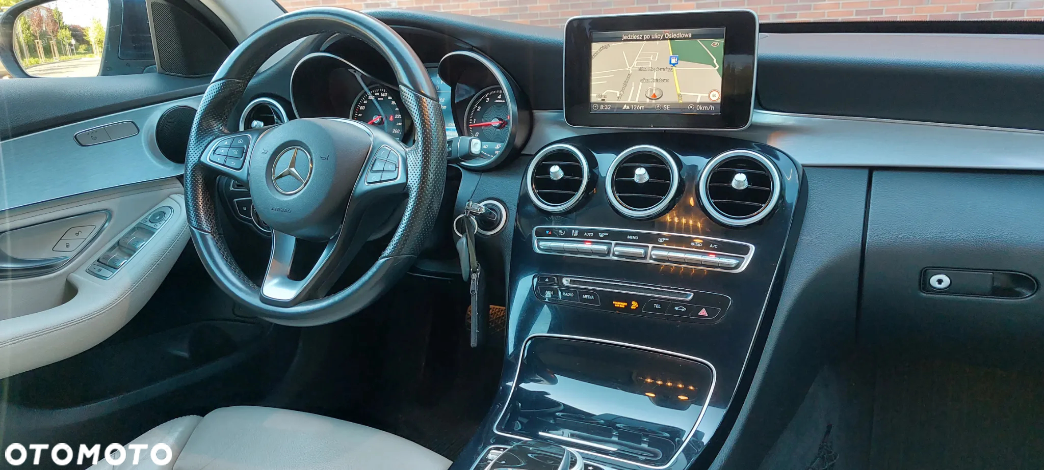 Mercedes-Benz Klasa C 180 T 7G-TRONIC Avantgarde - 24