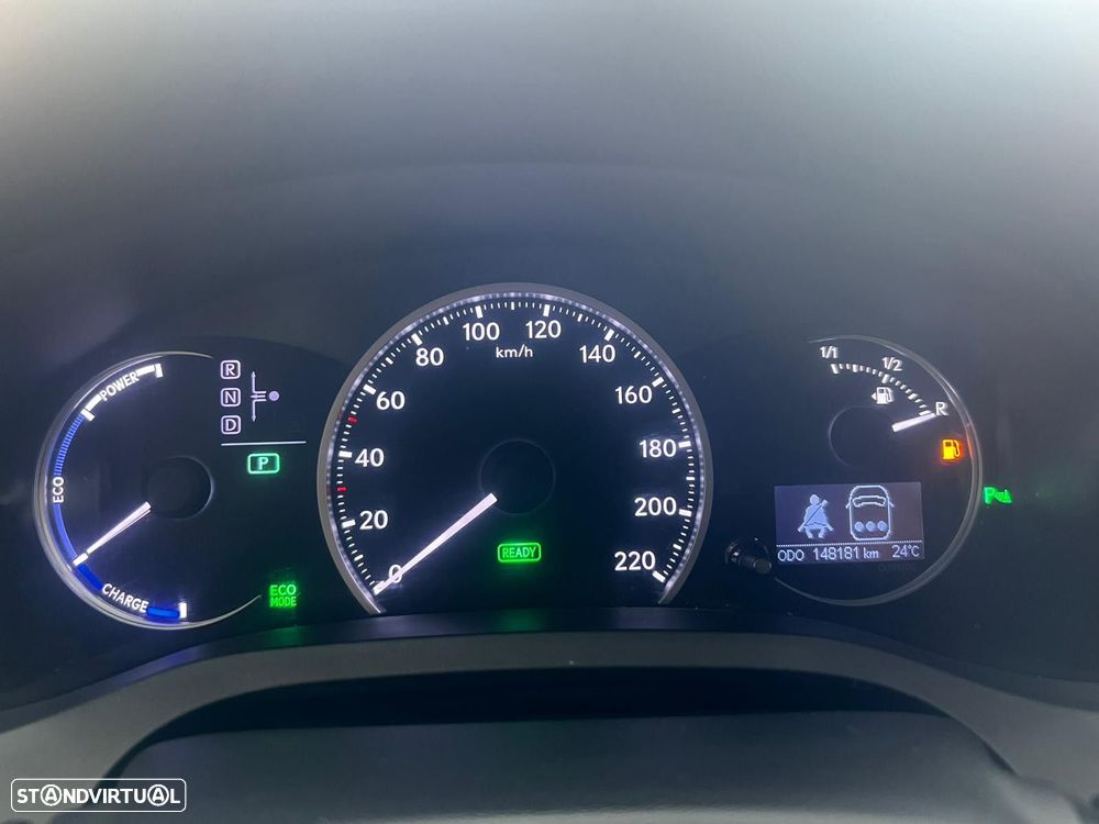 Lexus CT 200h Luxury - 22