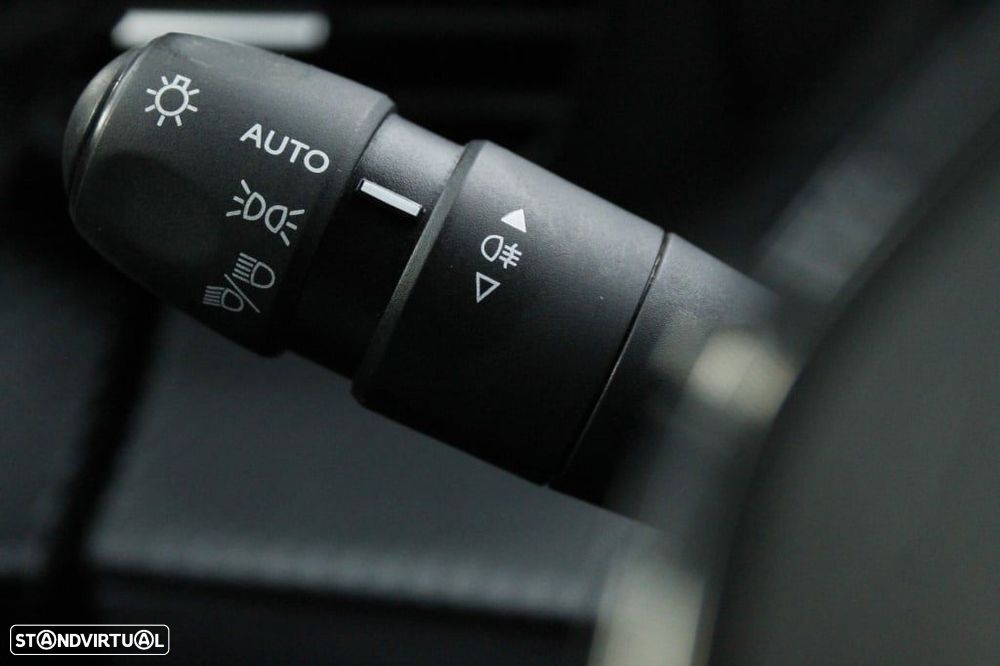Peugeot 2008 1.2 PureTech Active - 25