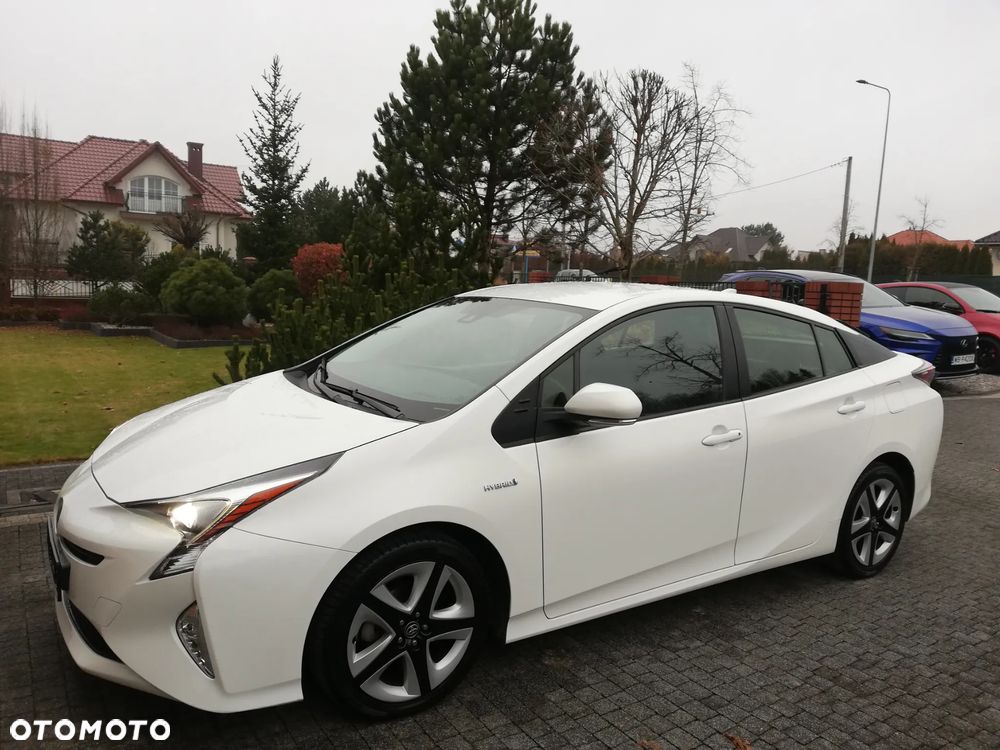 Toyota Prius - 1