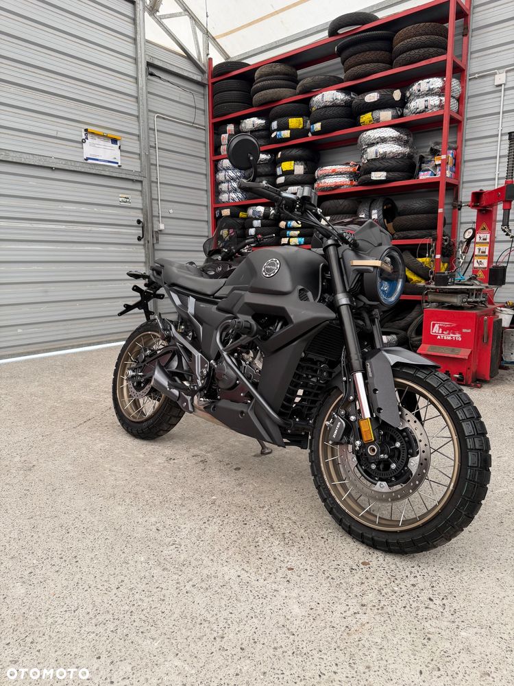 Zontes 125 G1 Spoke - 1